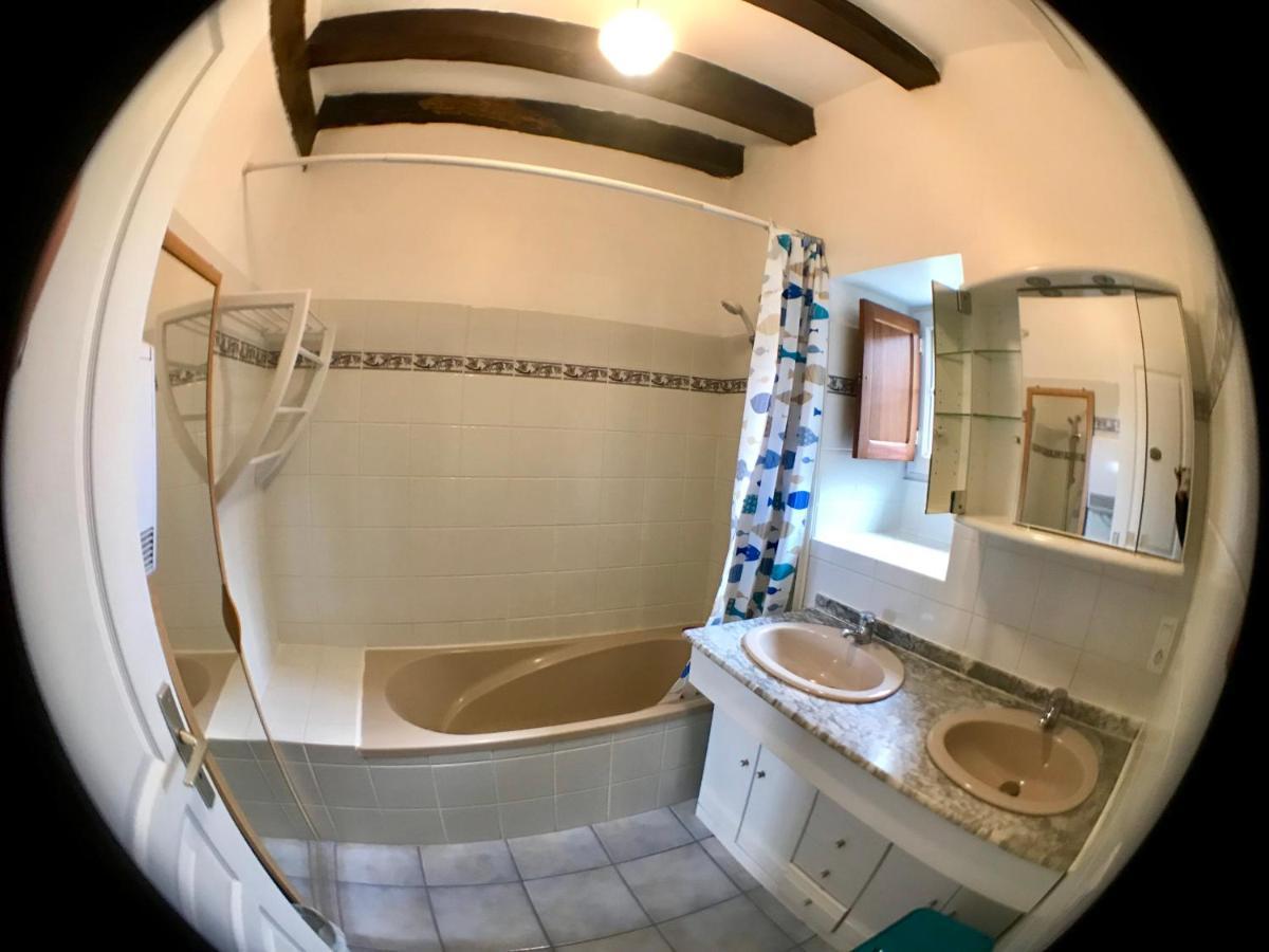 Gîte du boulanger au pays de padirac piscine couverte chauffée Mayrinhac-Lentour Esterno foto